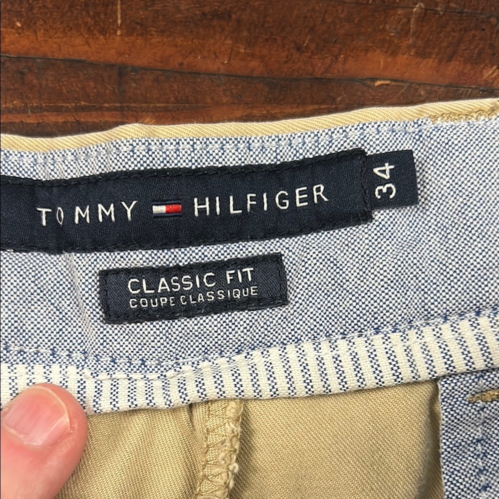 Tommy Hilfiger shorts Tan Flat Front Shorts  size 34 Classic Style